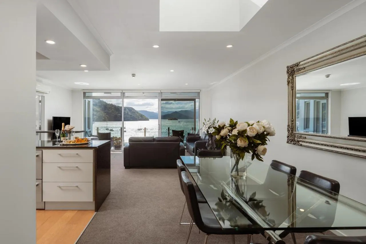 Oxleys Penthouse 506 Apartment Picton